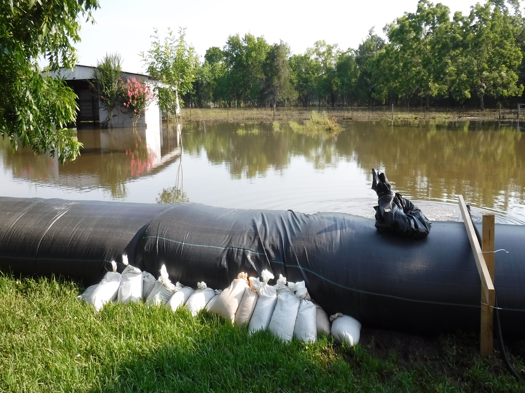 Homeowner Flood Control – Rosharon TX 2016