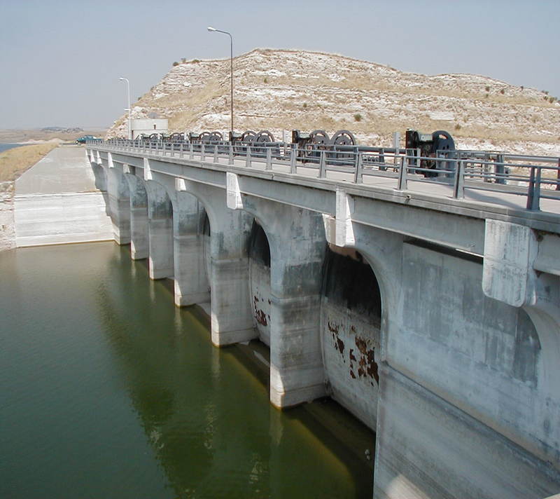 Gray Rocks Dam Gate Isolation, Wyoming 2003