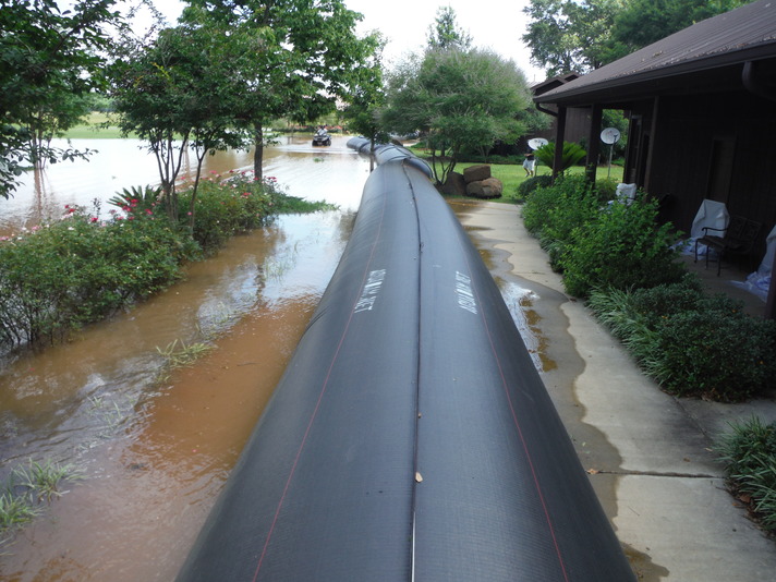 AquaDams as Flood Control Barriers