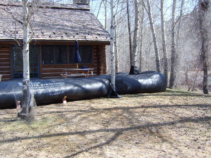 AquaDams as Flood Control Barriers