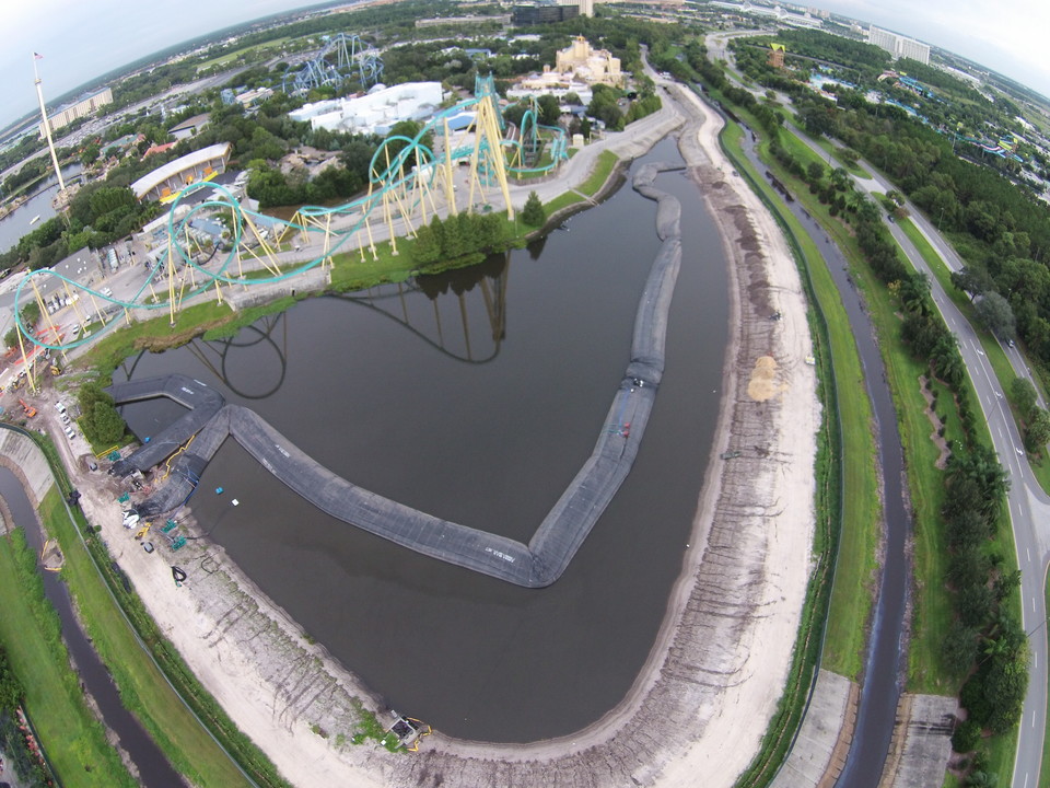 12ft AquaDams at Orlando SeaWorld, 2015