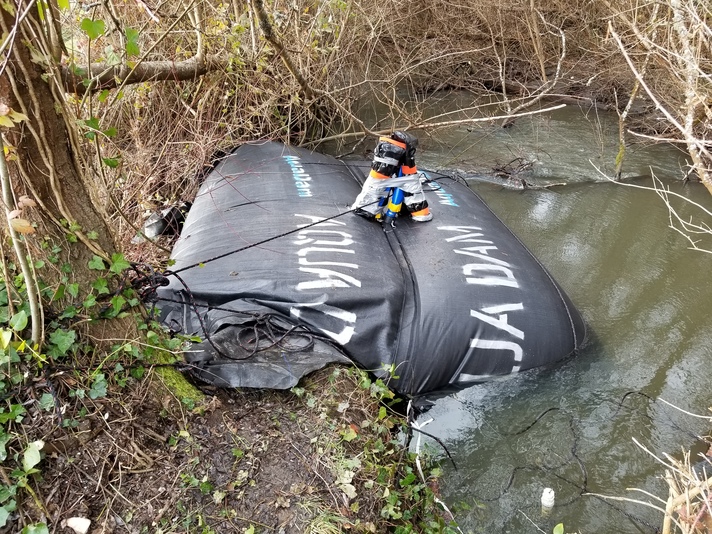 Jacoby Creek Bank Washout, Isolation with AquaDams