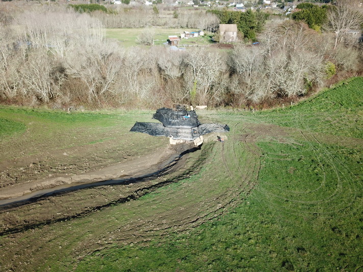 Jacoby Creek Bank Washout, Isolation with AquaDams