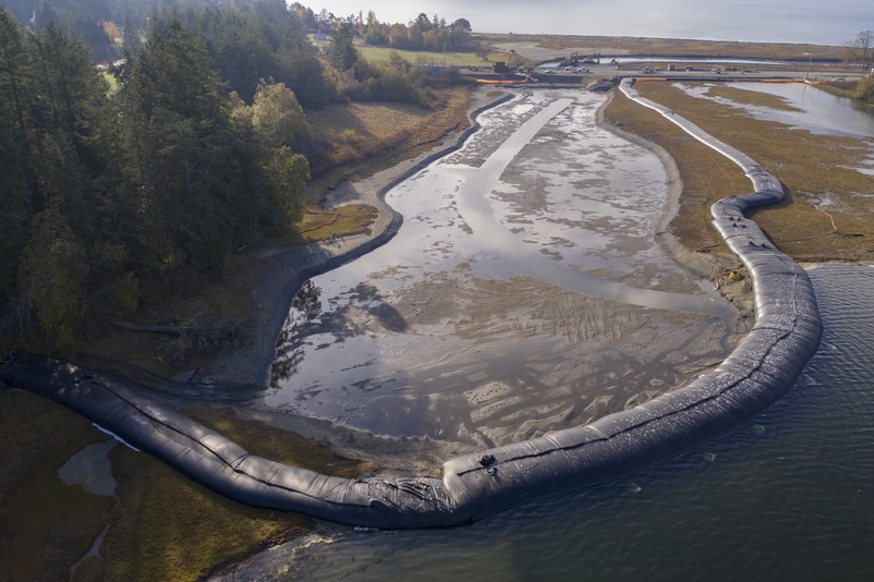 Kilisut Harbor Bridge Construction and Estuary Restoration Project