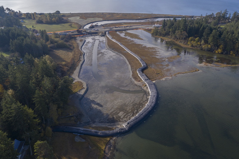 Kilisut Harbor Bridge Construction and Estuary Restoration Project