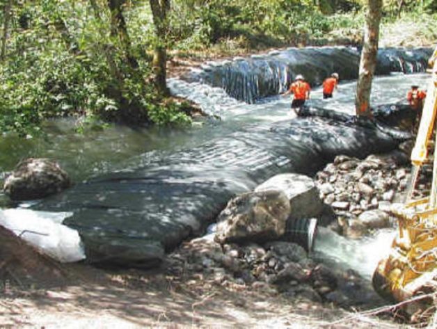 Stream Diversion for Concrete Check Dam Apple Creek, CA, 2001