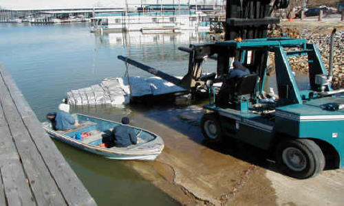 Boat Ramp Repair: Tennessee River, Chattanooga, TN (2003)