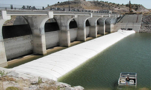 Dewatering for Flood Gate Repainting Basin Electric Power Co-op