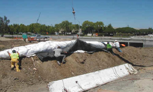 Dewatering Tidal Canal for Water Intake Repair Fremont, CA (2002)