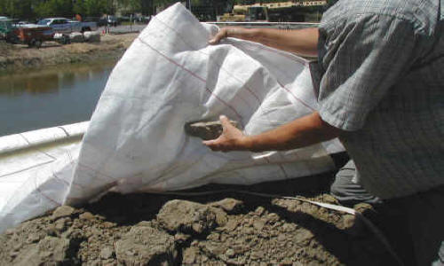 Dewatering Tidal Canal for Water Intake Repair Fremont, CA (2002)