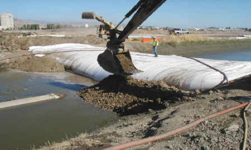 Dewatering Tidal Canal for Water Intake Repair Fremont, CA (2002)