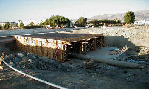 Dewatering Tidal Canal for Water Intake Repair Fremont, CA (2002)