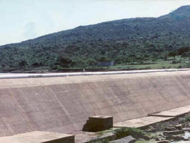 Dam Topping for Water Retention Natal Province, South Africa