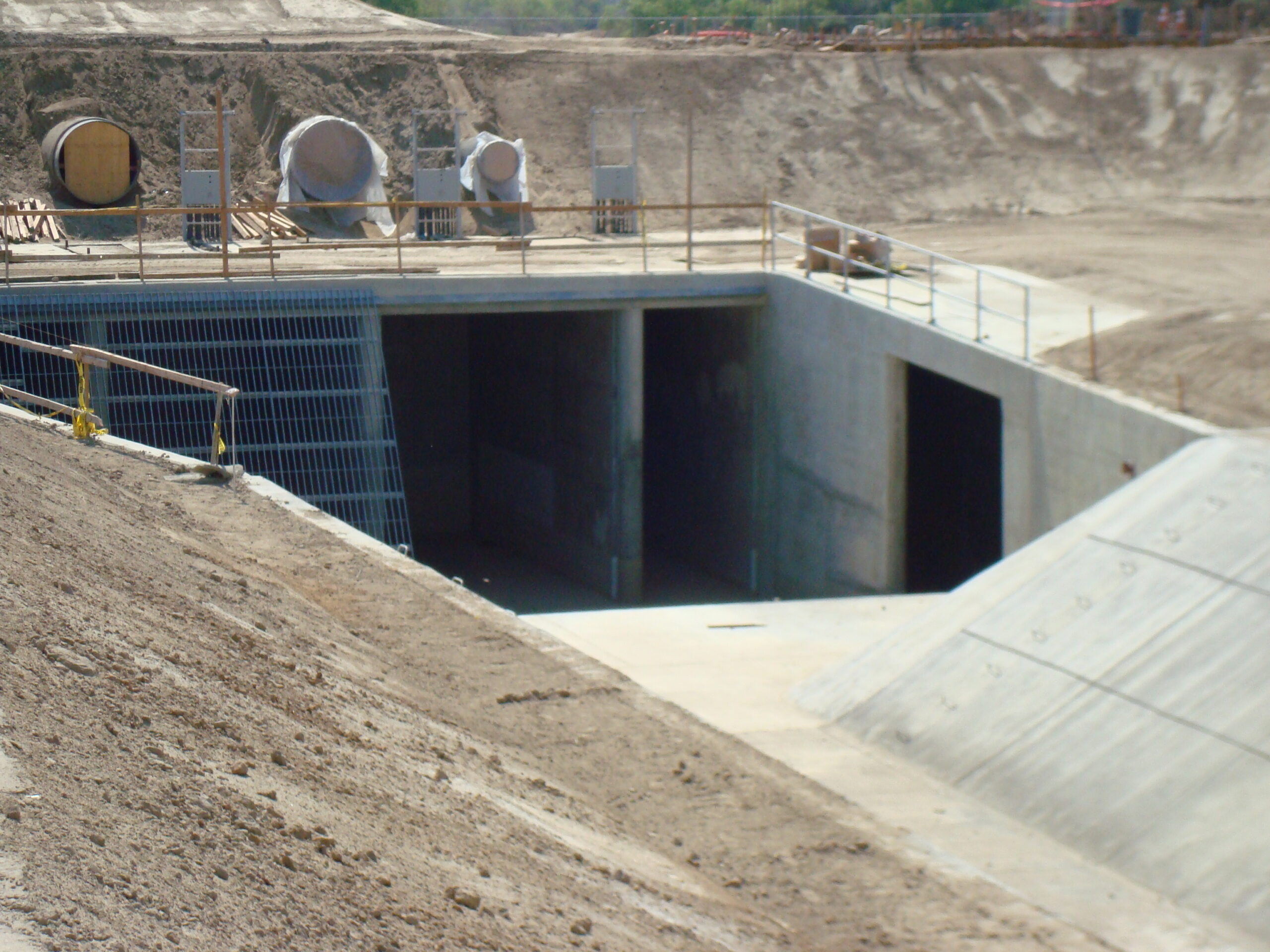 New Canal and Pump Station Bakersfield, CA 2007