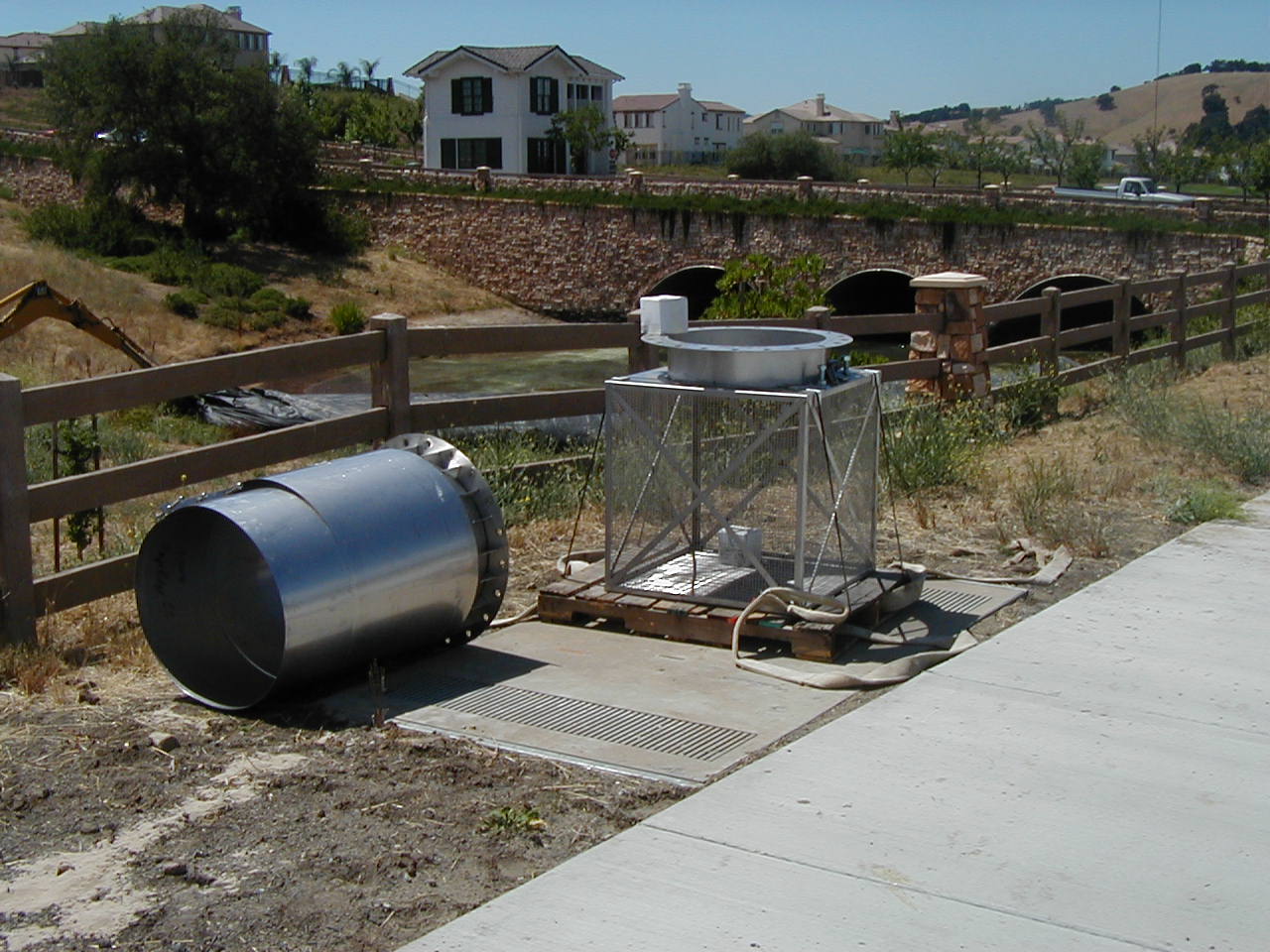 Gilroy, CA 2002